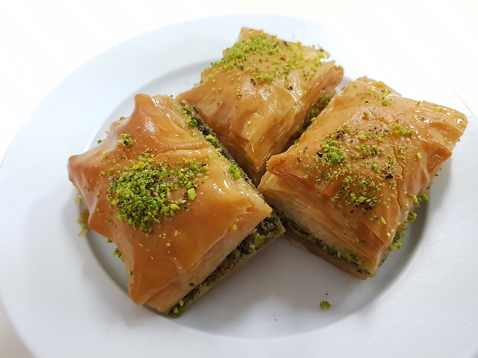Пахлава с грецким орехом